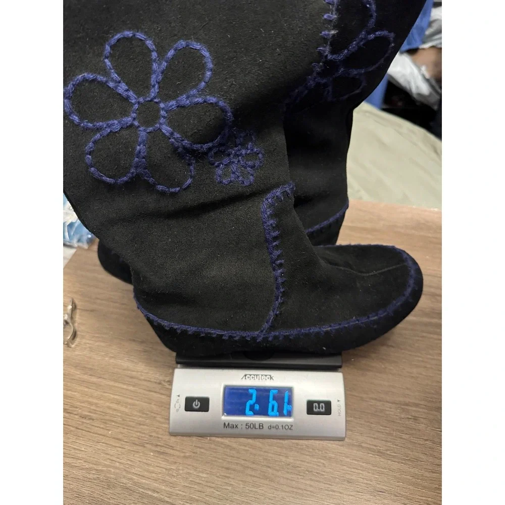 Esprit Black Suede Wedge Boots Embroidered Flower Women's Size 8M faux fur‎